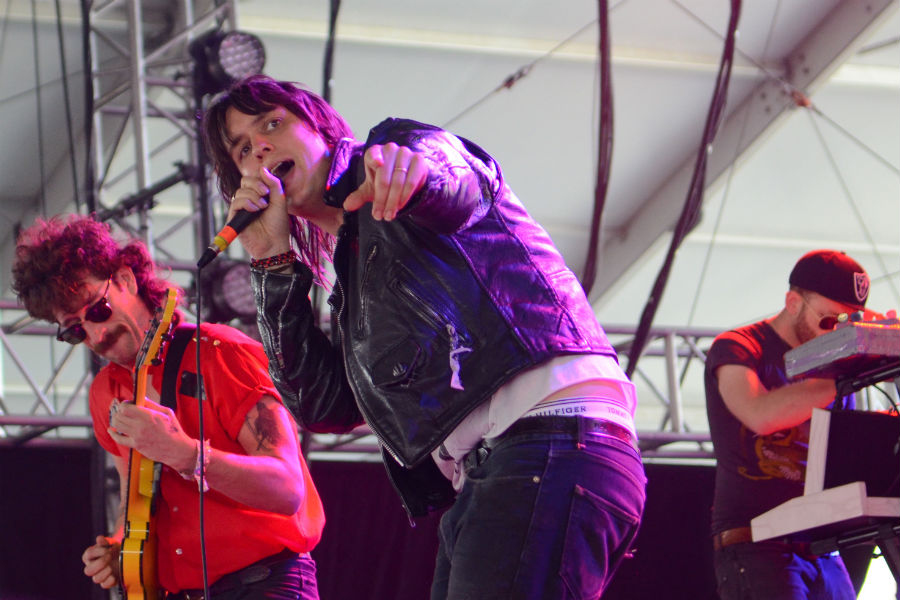 Julian Casablancas e The Voidz em show no festival Coachella, em 2014