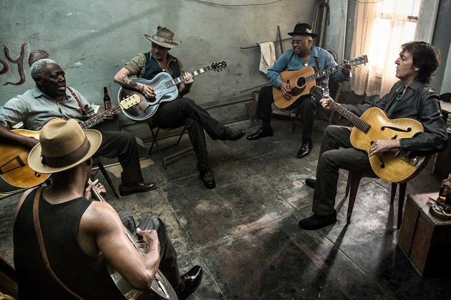 Paul McCartney e Johnny Depp em "Early Days"