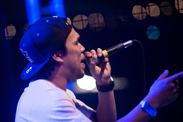 Vaca Amarela 2014 - Calango Nego