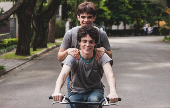 Cena do filme Hoje Eu Quero Voltar Sozinho