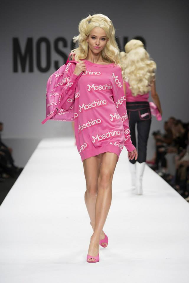 Moschino - Barbie