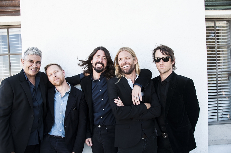 Banda Foo Fighters anunciou que virá ao Brasil em janeiro de 2015.