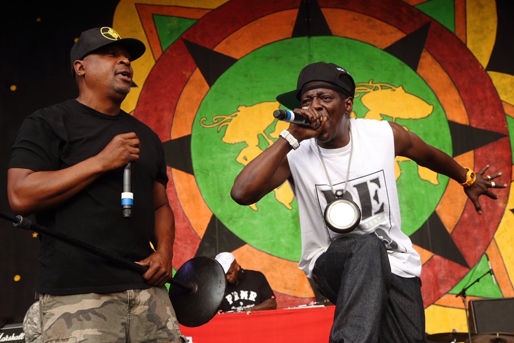 O grupo norte-americano de rap Public Enemy