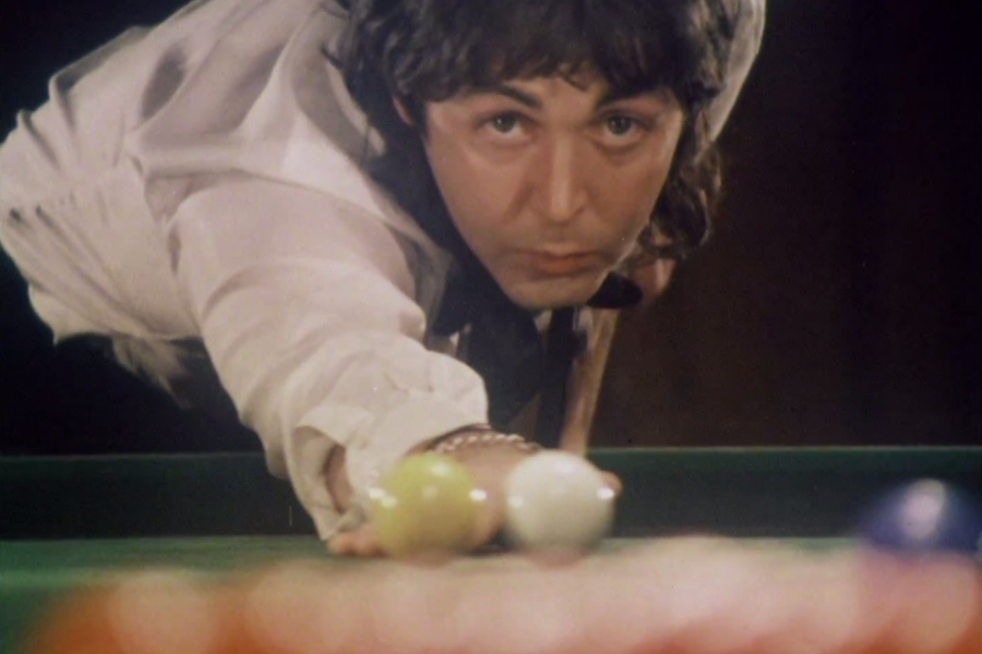 Paul McCartney joga sinuca em propaganda de TV do disco  Venus and Mars