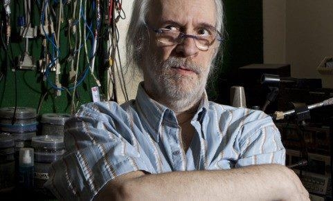 O maestro, produtor e compositor Lincoln Olivetti