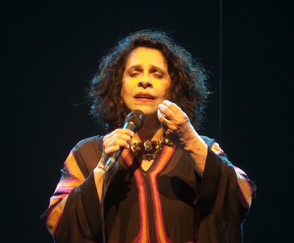 Gal Costa no show "Espelho d'Água"