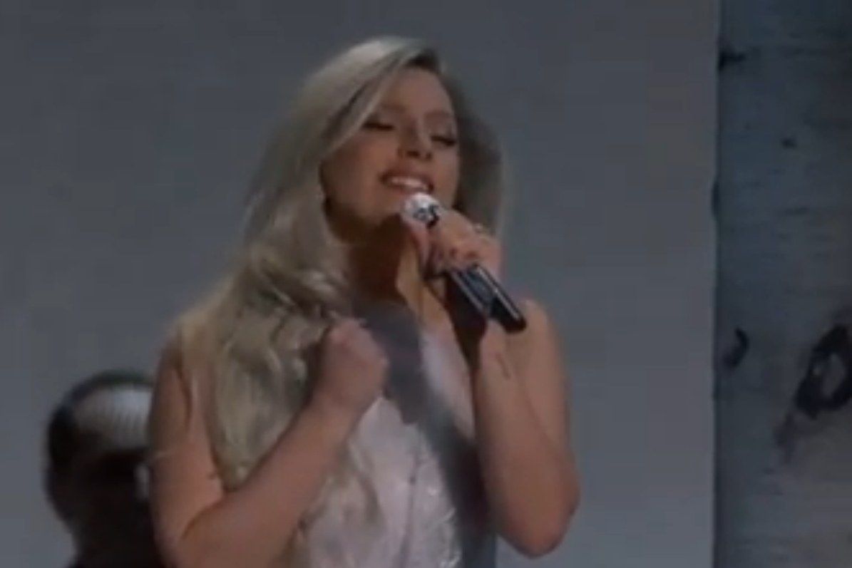 Lady Gaga em performance no Oscar 2015