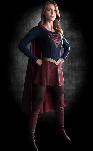 Melissa Benoist como Supergirl