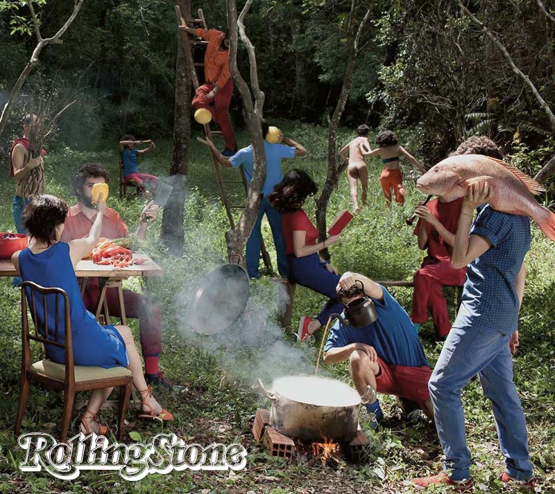 Após trabalho solo do vocalista, grupo retorna mais democrático.