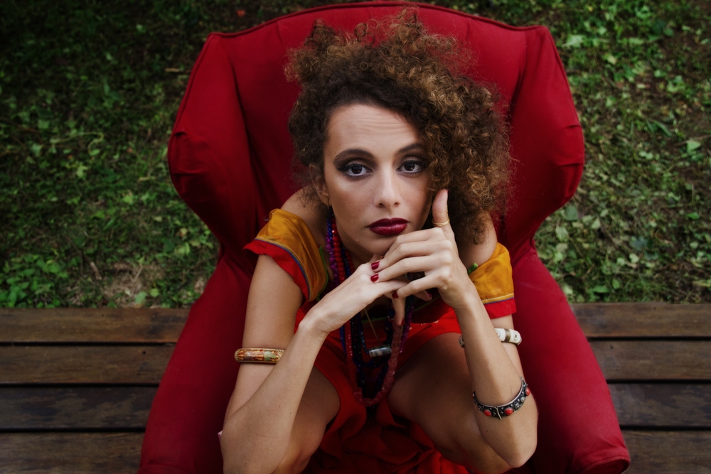 A cantora Luiza Lian