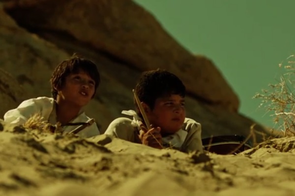 Imagem do clipe de "Drum and Fire"