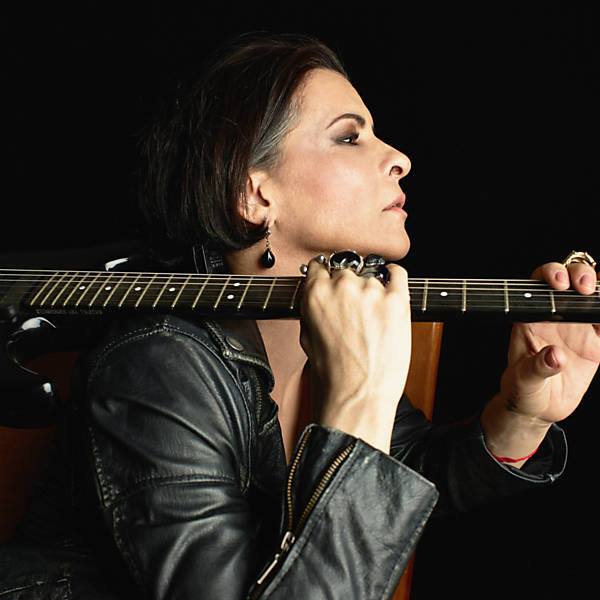 A cantora Marina Lima