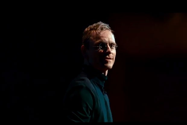 Michael Fassbender em cena de Jobs.