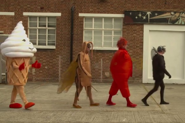 Imagem do clipe de "Ong Ong"