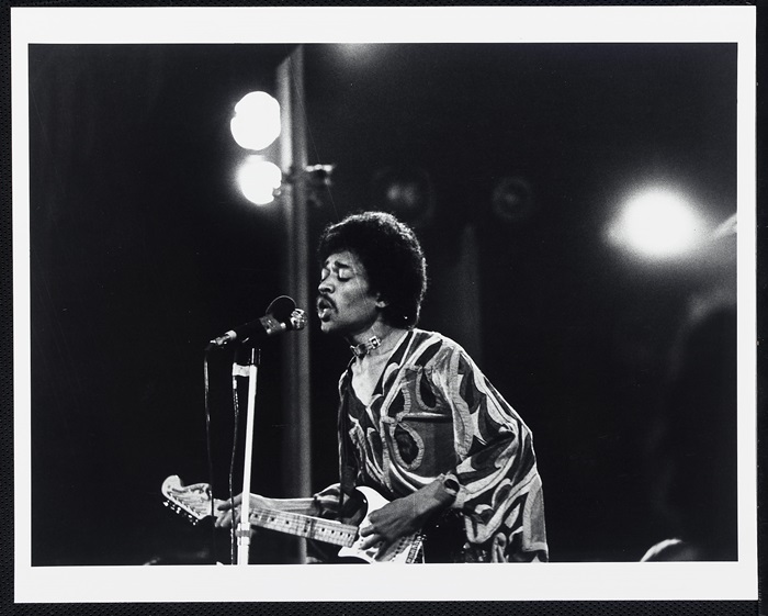 Fotografia de Jimi Hendrix que estará na exposição Hear my Train a Comin´: Hendrix Hits London.