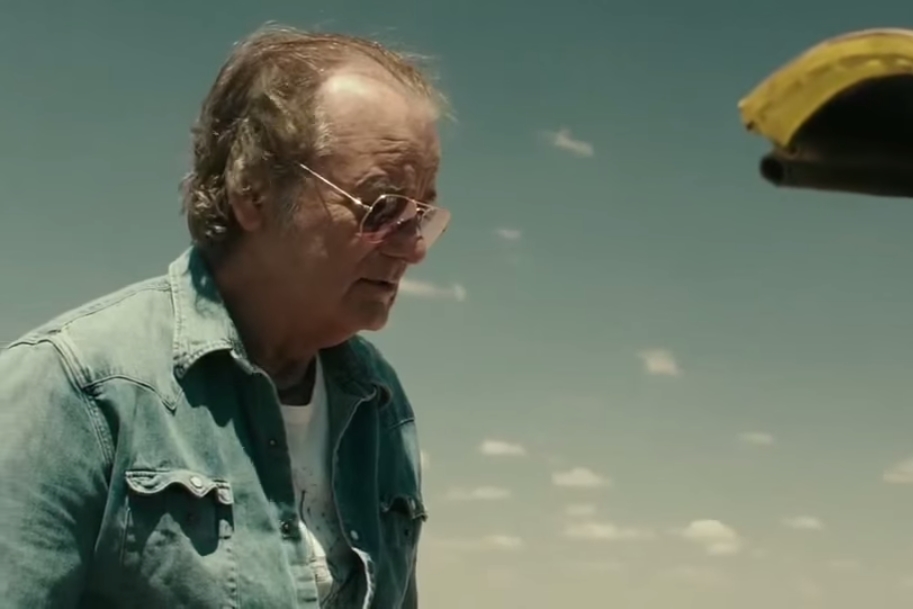 Bill Murray em cena do filme Rock the Kasbah
