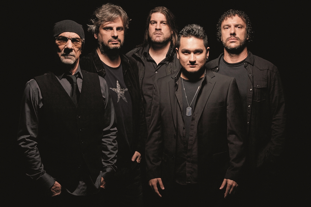 O quinteto Republica