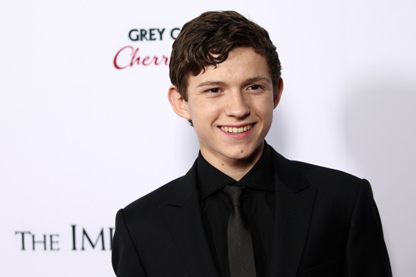 Ator Tom Holland em festa de gala em 2012, em Los Angeles