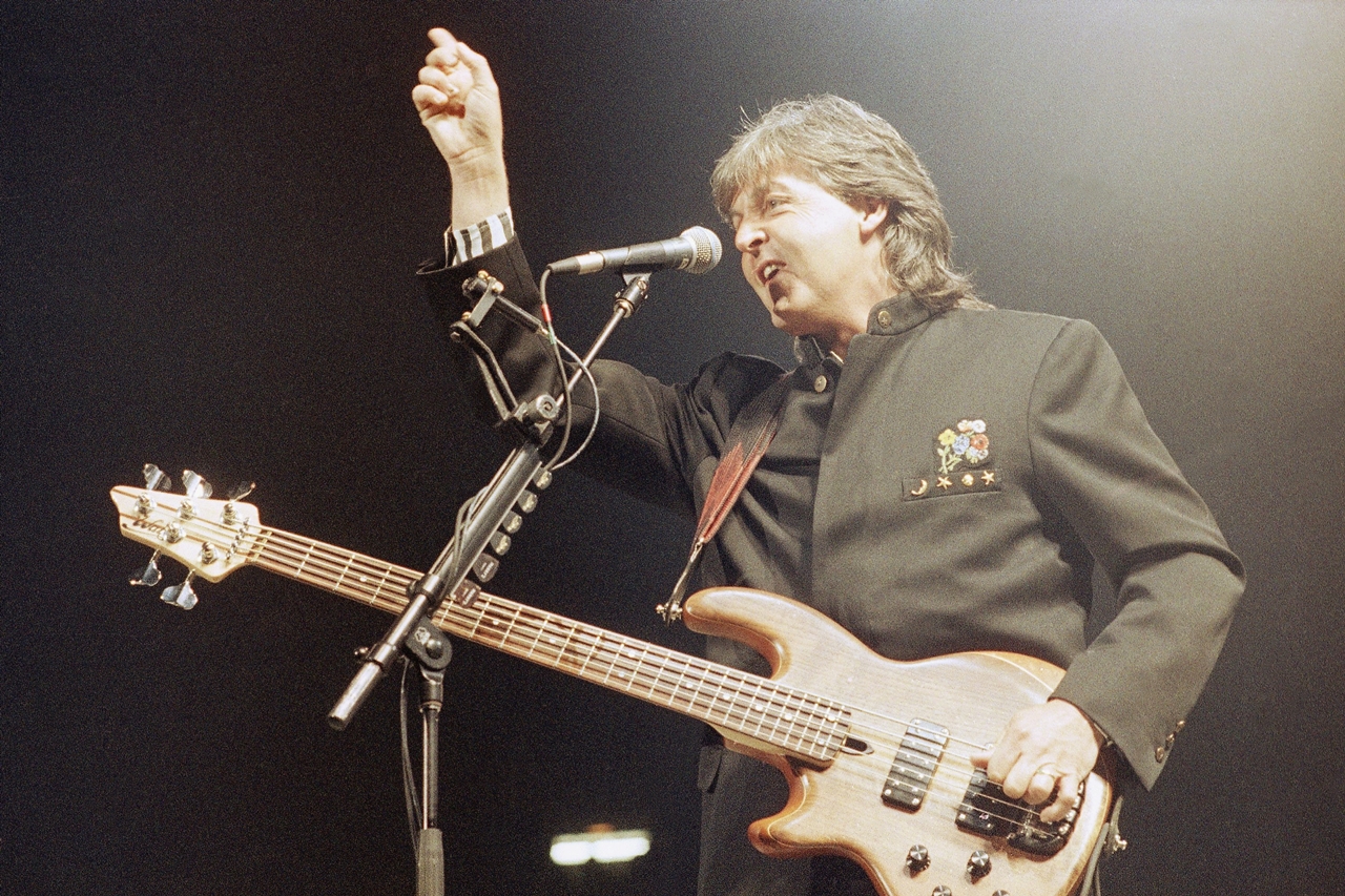 Paul McCartney em show no ano de 1990
