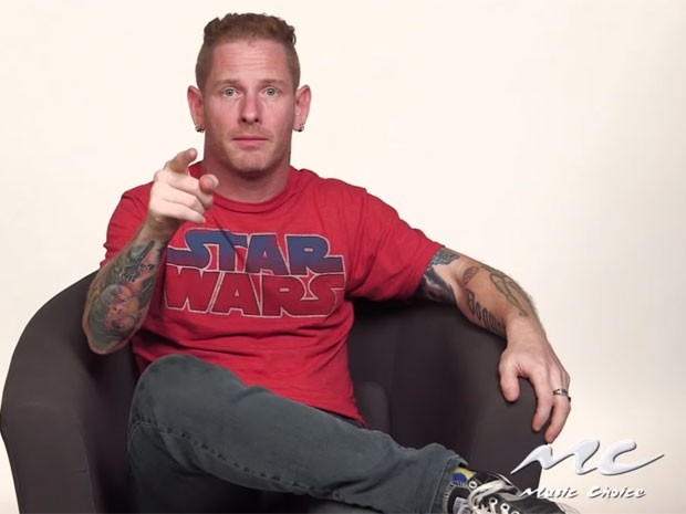 Corey Taylor em mensagem gravada para Kanye West.