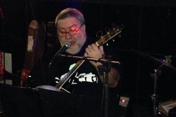 Renato Ladeira, vocalista e tecladista do Herva Doce, morreu em 12 de agosto de 2015