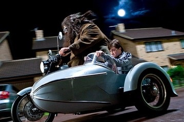 Galeria – Curiosidades de Harry Potter – Moto voadora