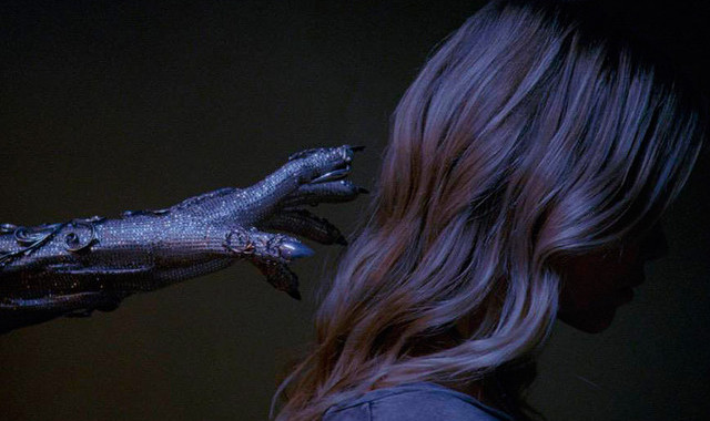 Cena de American Horror Story: Hotel.