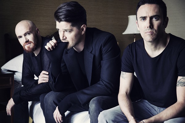Mark Sheehan, Danny O'Donoghue e Glen Power do The Script