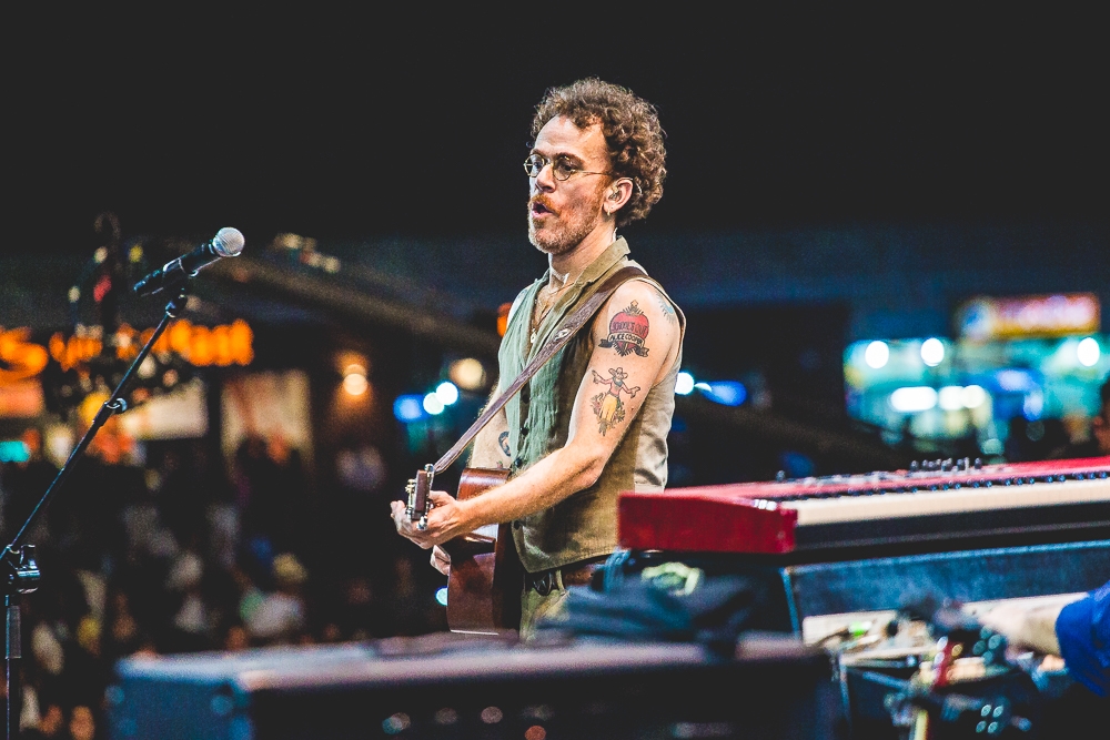 Nando Reis durante homenagem a Cássia Eller, no palco Sunset do Rock in Rio 2015