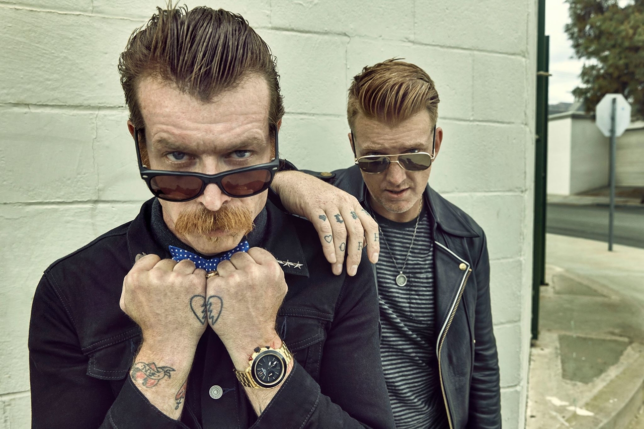 Josh Homme, do Queens of The Stone Age, e de Jesse Hughes, do Fatso Jetson, no Eagles of Death Metal
