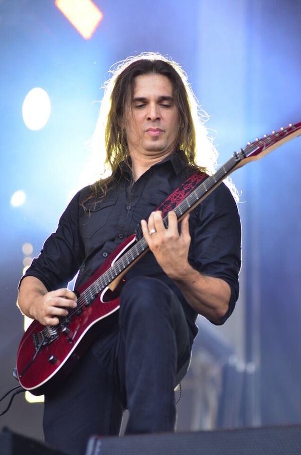 Galeria - Brasileiros estrangeiros - Kiko Loureiro