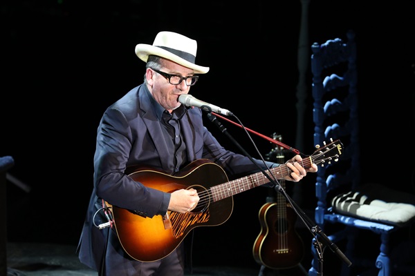 Galeria Elvis Costello Abre
