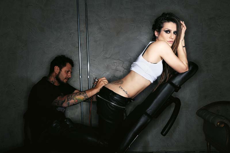 AOS 33 ANOS, CLEO PIRES QUER VELOZMENTE, VIVER A VIDA “ATÉ A ÚLTIMA GOTA”