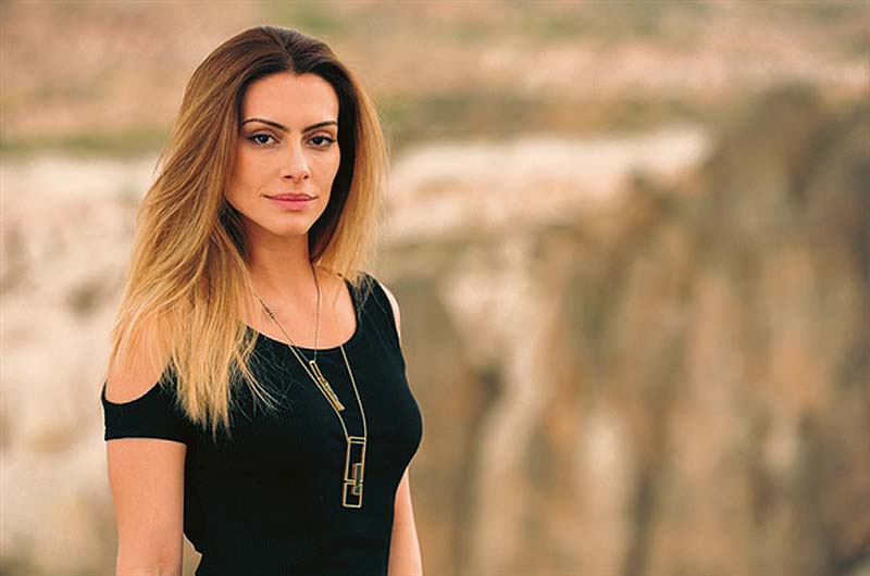 BIANCA Salve Jorge (2012)