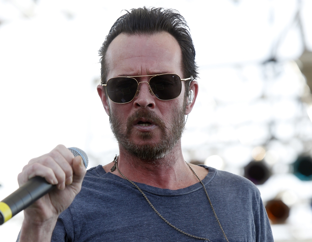 Scott Weiland, ex-vocalista de Stone Temple Pilots e Velvet Revolver