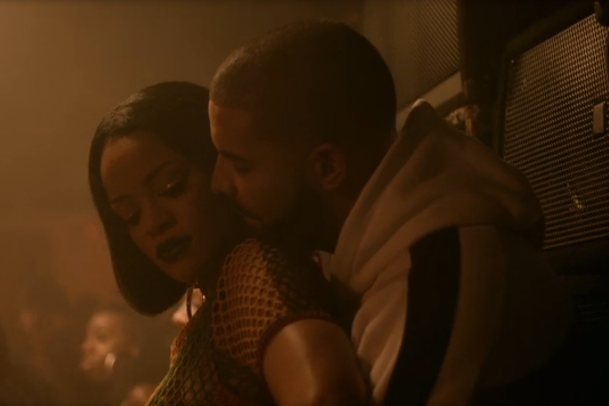 Rihanna contracenando com Drake em cena do clipe de “Work”