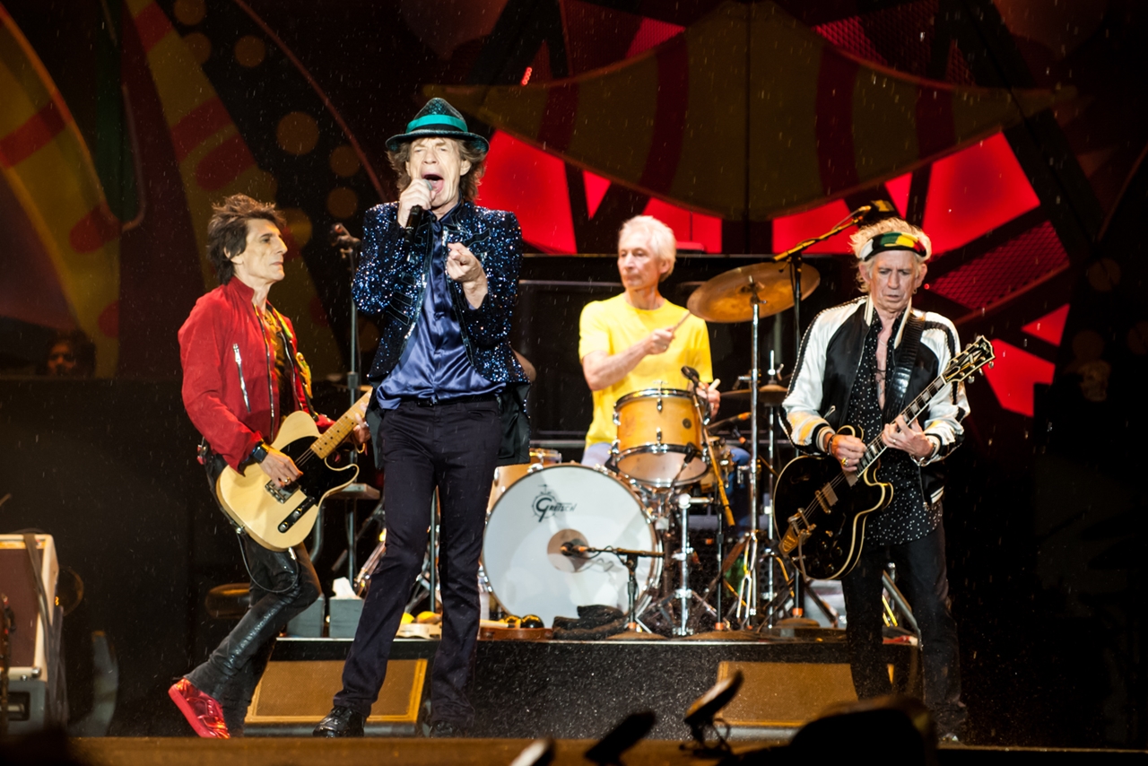 Rolling Stones durante show no estádio Beira Rio, em Porto Alegre