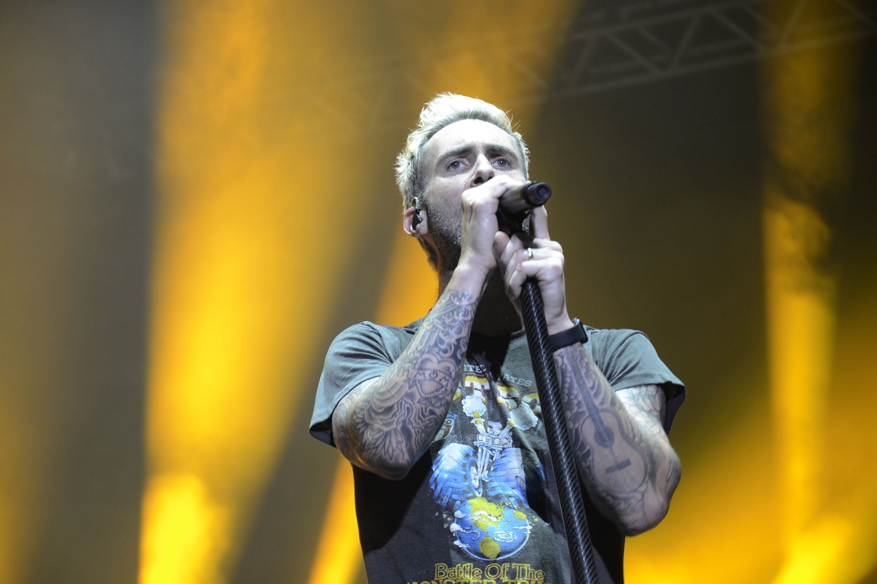 Maroon 5 em apresentação para 35 mil pessoas na Praça da Apoteose, no Rio de Janeiro