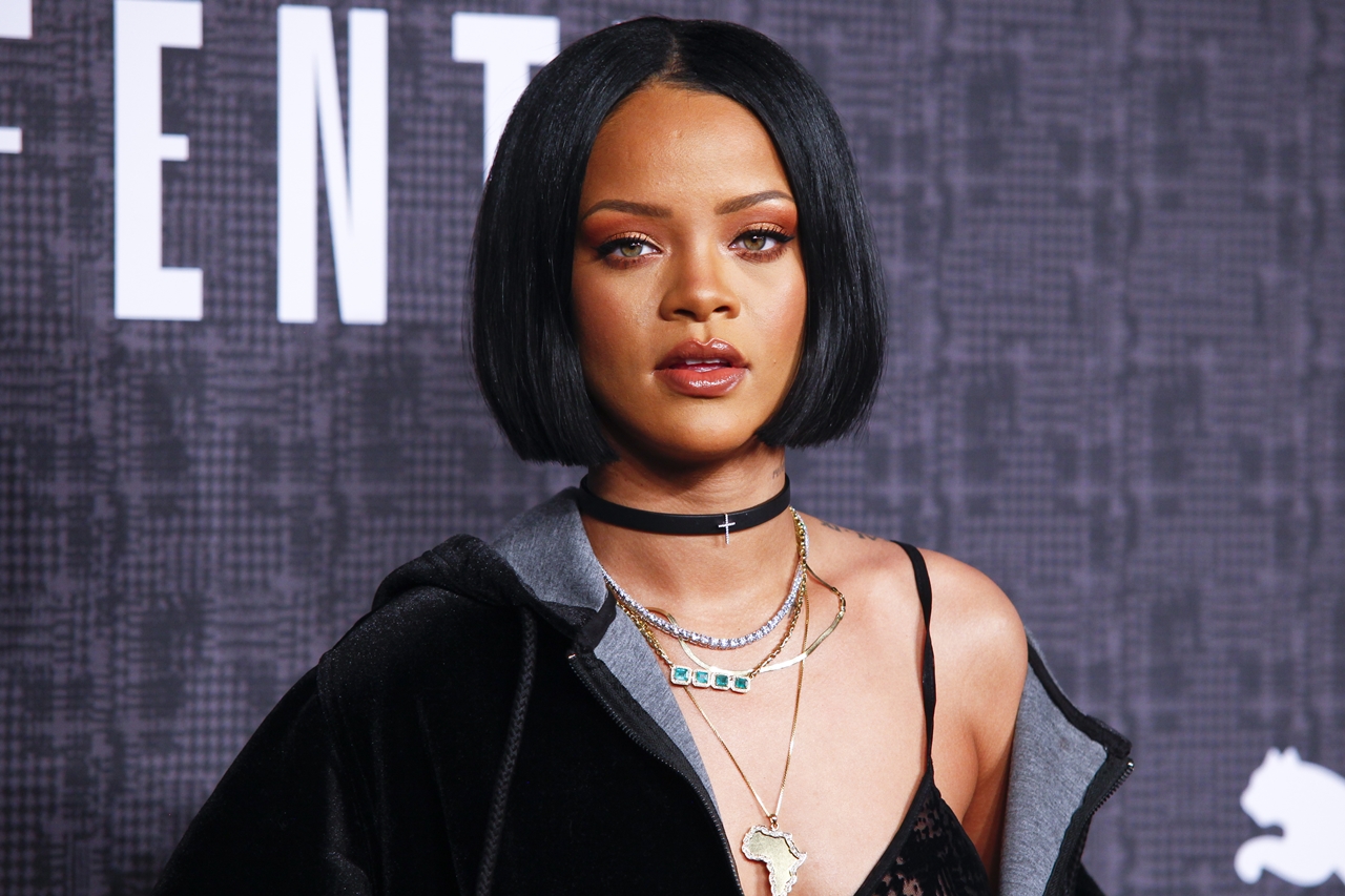 A cantora Rihanna durante evento em fevereiro de 2016, em Nova York