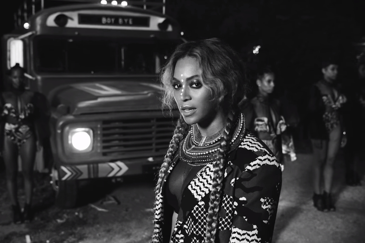 Beyoncé em cena do clipe de "Sorry", do álbum visual Lemonade