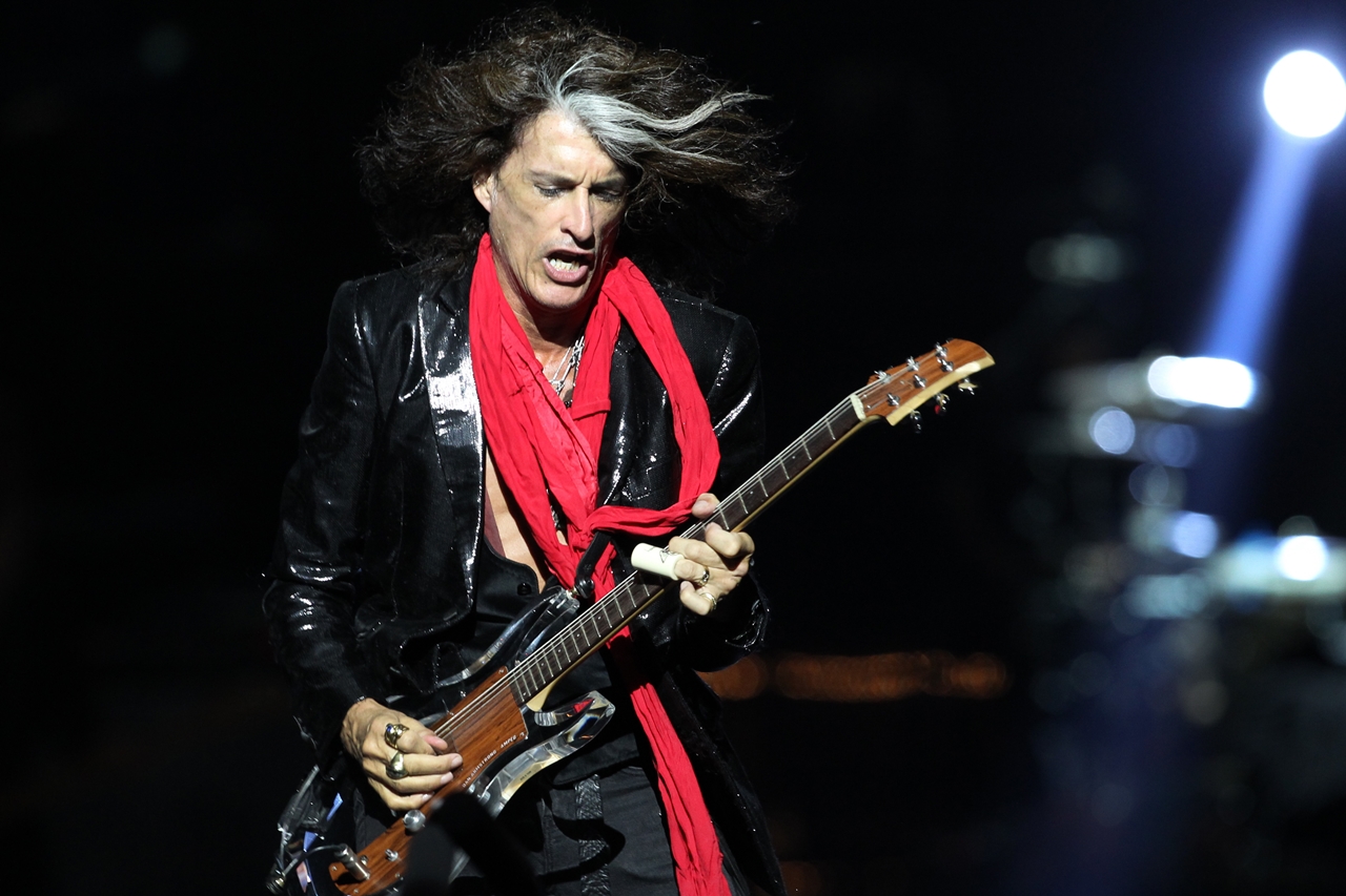 Joe Perry, guitarrista de Aerosmith e Hollywood Vampires