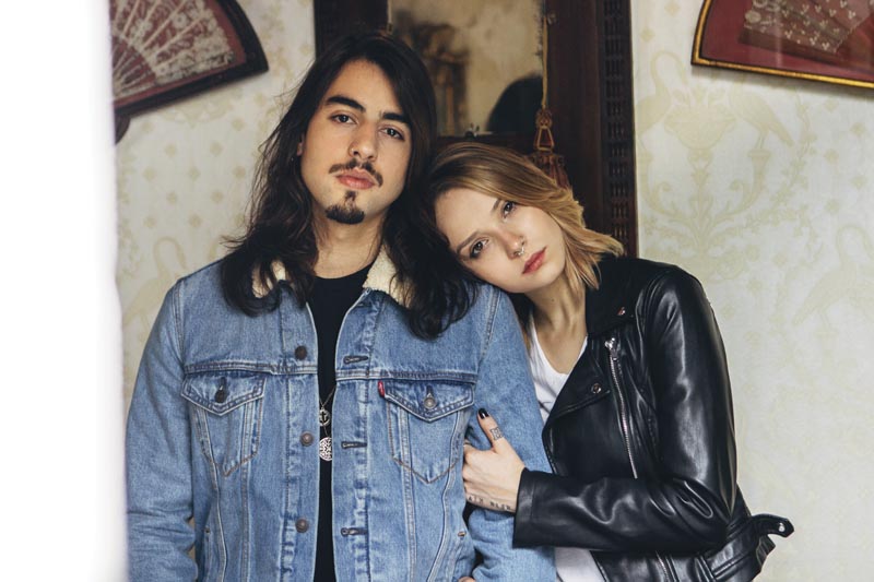 Relação entre Britto e Carol virou banda