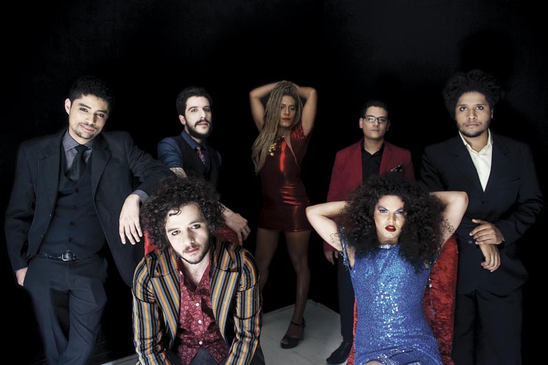 Time completo: (no sentido horário) Vitor Coimbra, Rob Ashto en, Raquel Virgínia, Danilo Moura, Carlos Eduardo Samuel, Assucena Assucena e Rafael Acerbi