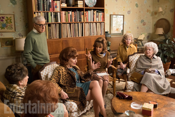 Foto da série de Woody Allen, Crisis in Six Scenes