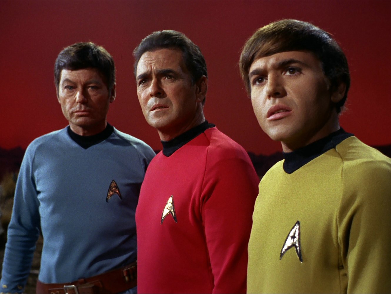 Walter Koenig, James Doohan e DeForest Kelley