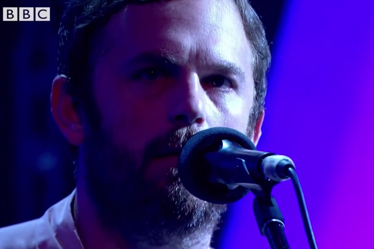 Kings of Leon durante performance no programa Later... with Jools Holland , da BBC