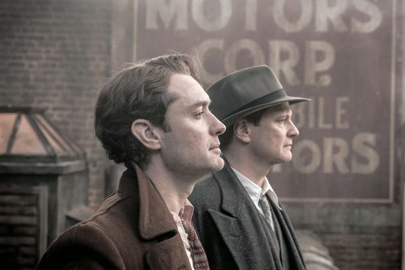 Law e Firth no mundo da literatura