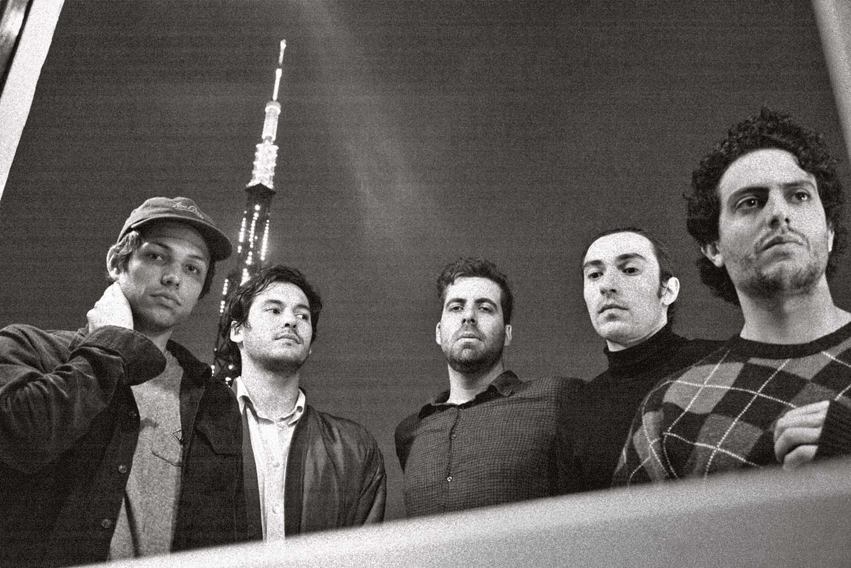 Gregui Vinha, Ale Sater, Luis Cardoso, Bruno Rodrigues e Victor Souza, do Terno Rei