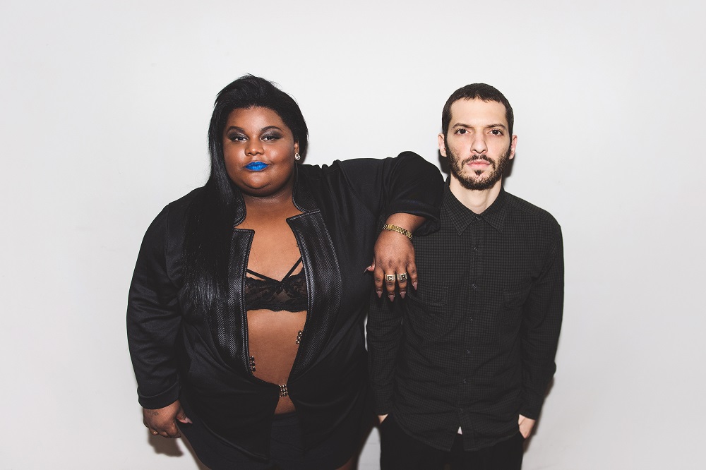 MC Carol e Leo Justi