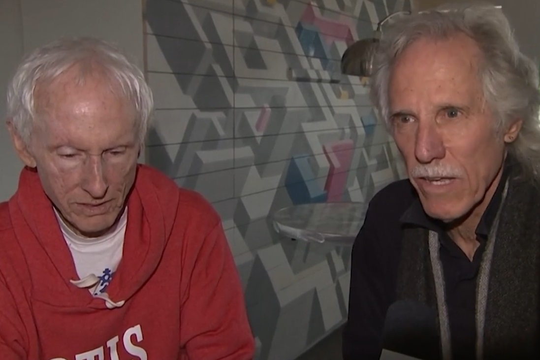 Robby Krieger e John Densmore, integrantes remanescentes do The Doors, tocaram durante a oficialização do dia 4 de janeiro como "Dia do The Doors"
